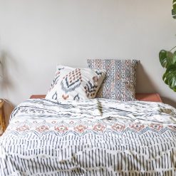 Bon marché ???? No Name Housse De Couette 260x240 + 2 Taies Ethnic Coton 57 Fils ⭐